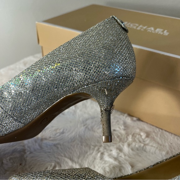 Gorgeous mk heels ❤️ - Picture 11 of 12